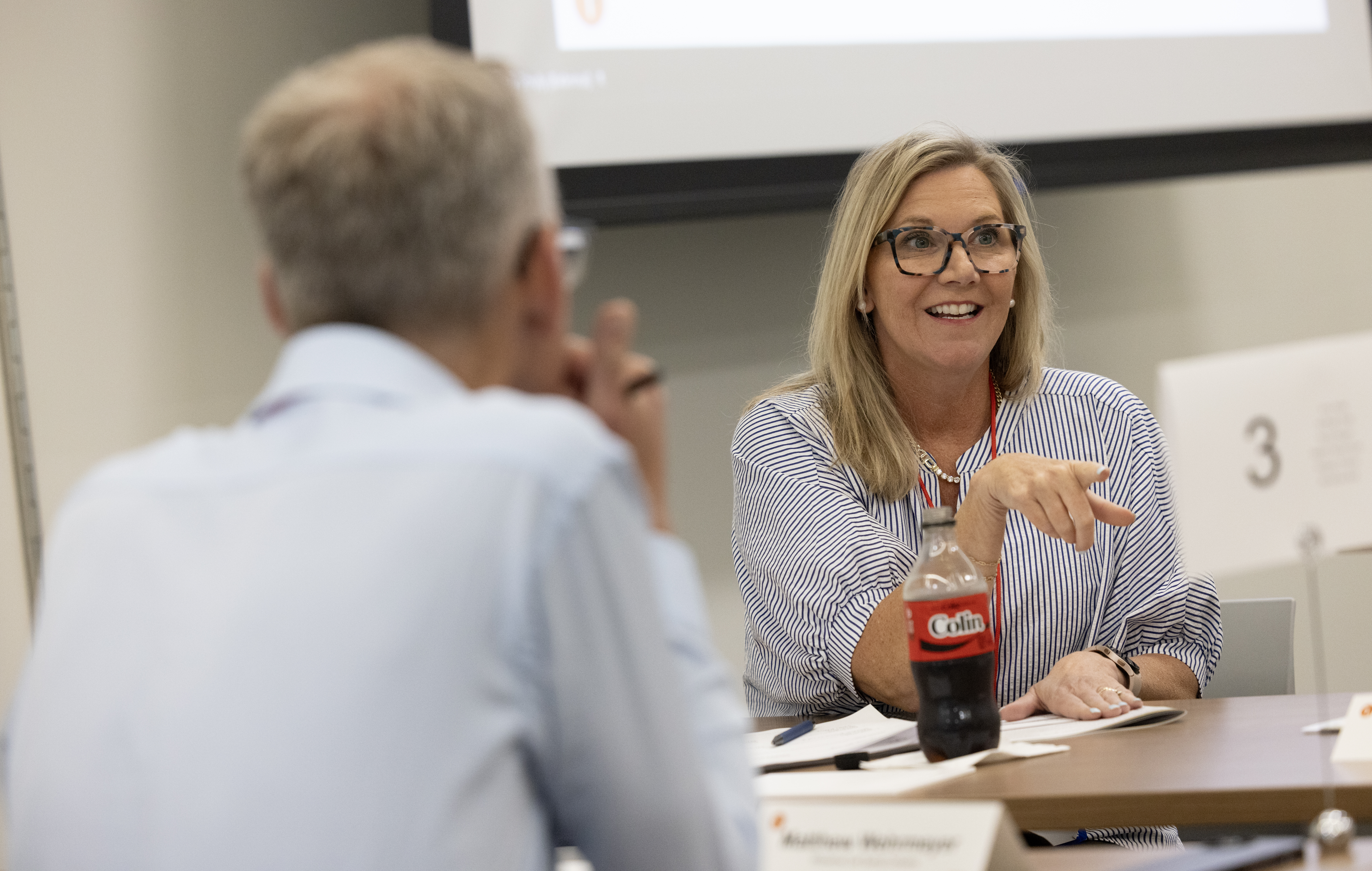 HR Council members engaged in discussion